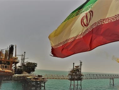 Η Ελλάδα «χέρι με χέρι» με τον Ν.Τραμπ: Η μόνη χώρα της ΕΕ που συμμετέχει στις αμερικανικές κυρώσεις σε βάρος του Ιράν